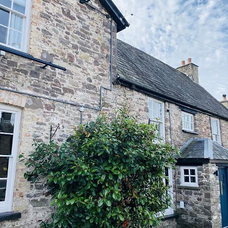 The Bluebell Country Inn, كريكهاوْل المظهر الخارجي الصورة