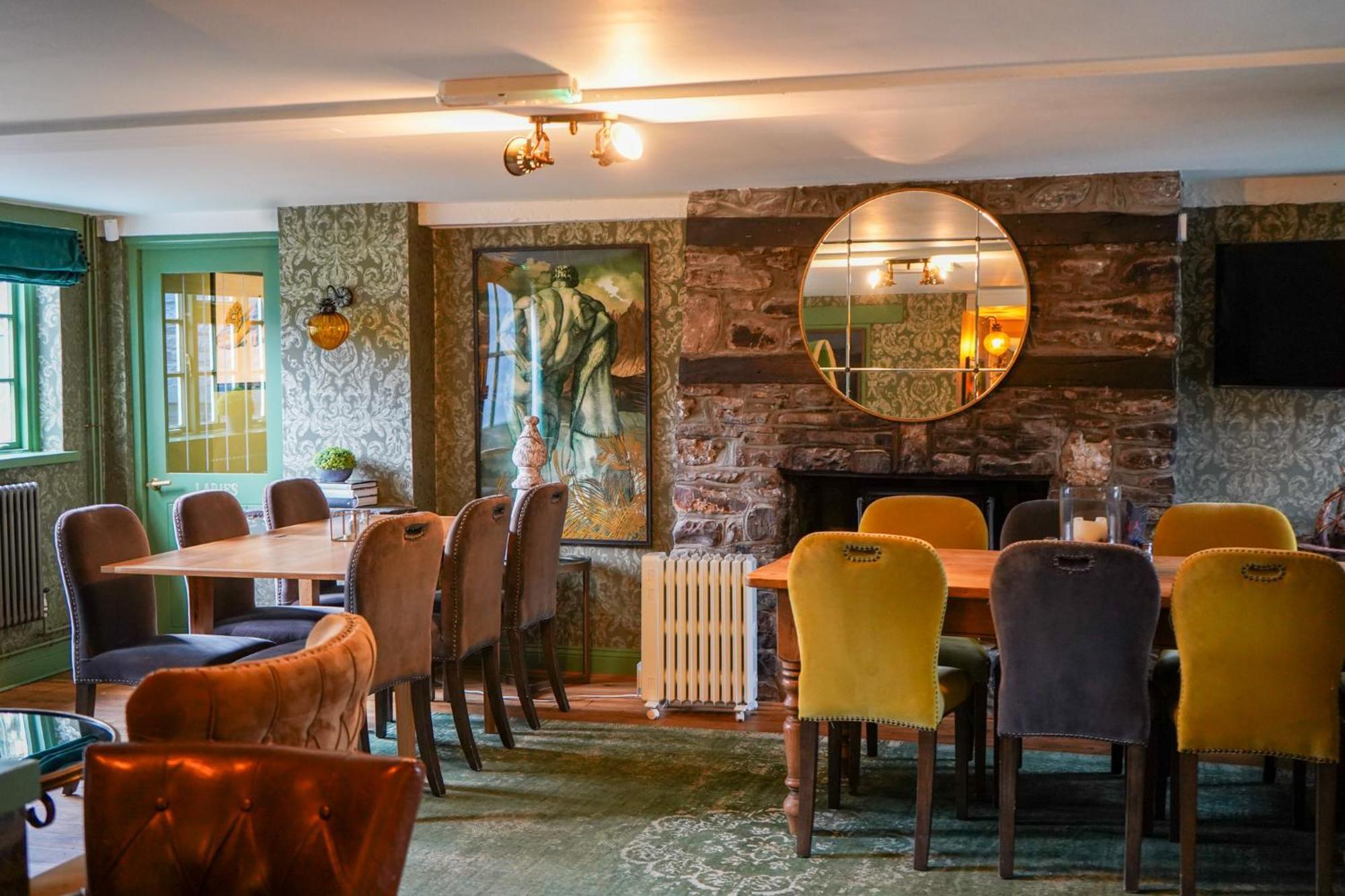 The Bluebell Country Inn, كريكهاوْل المظهر الخارجي الصورة