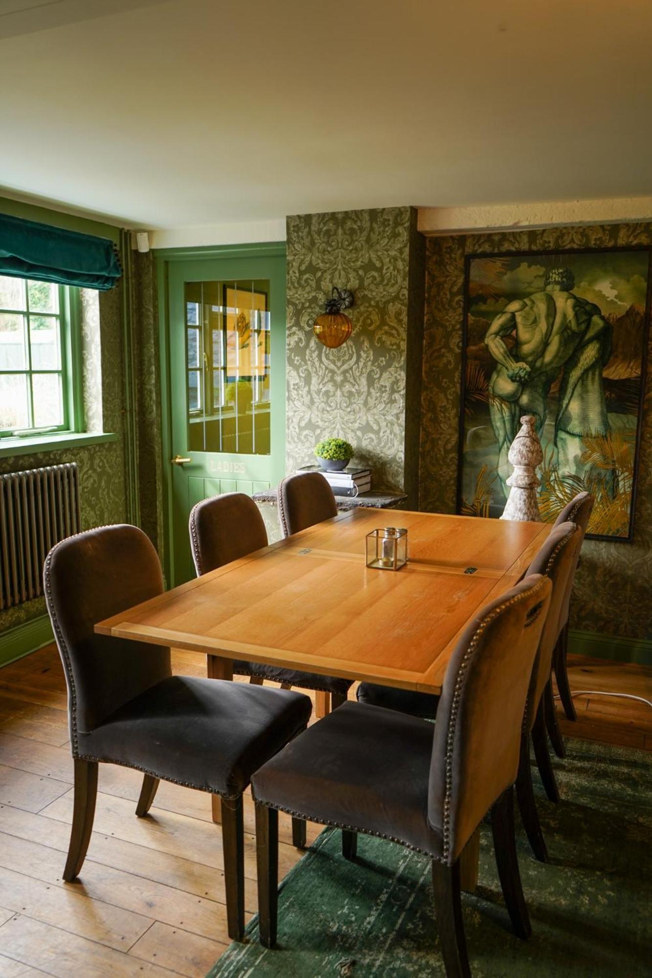 The Bluebell Country Inn, كريكهاوْل المظهر الخارجي الصورة