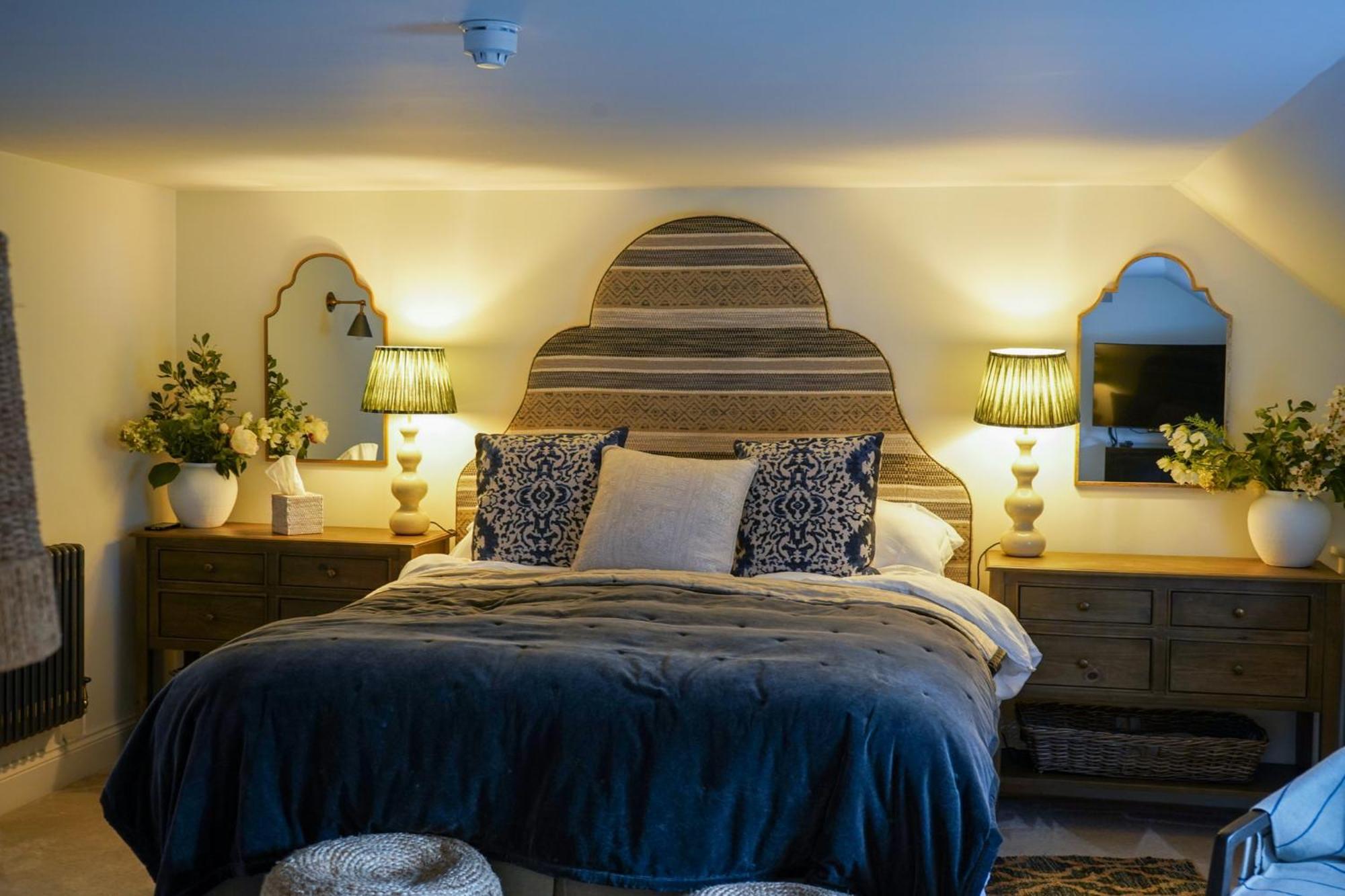 The Bluebell Country Inn, كريكهاوْل المظهر الخارجي الصورة