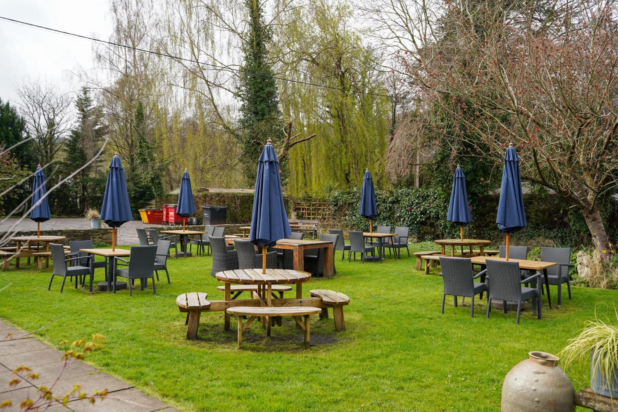 The Bluebell Country Inn, كريكهاوْل المظهر الخارجي الصورة